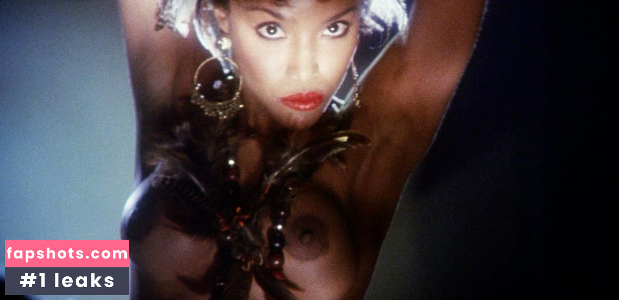 Lynn Whitfield Nahé úniky fotek pouze od fanoušků #36 - Fapshots