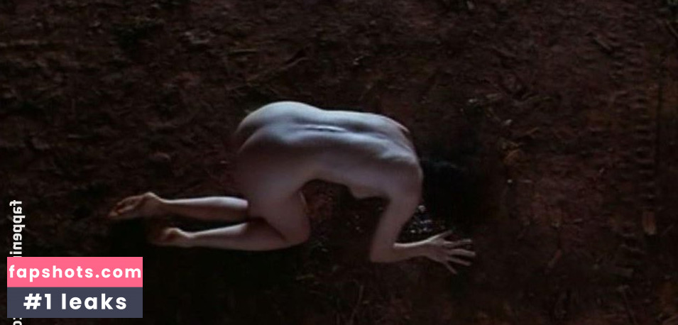 Lynsey Baxter gallery photo #3