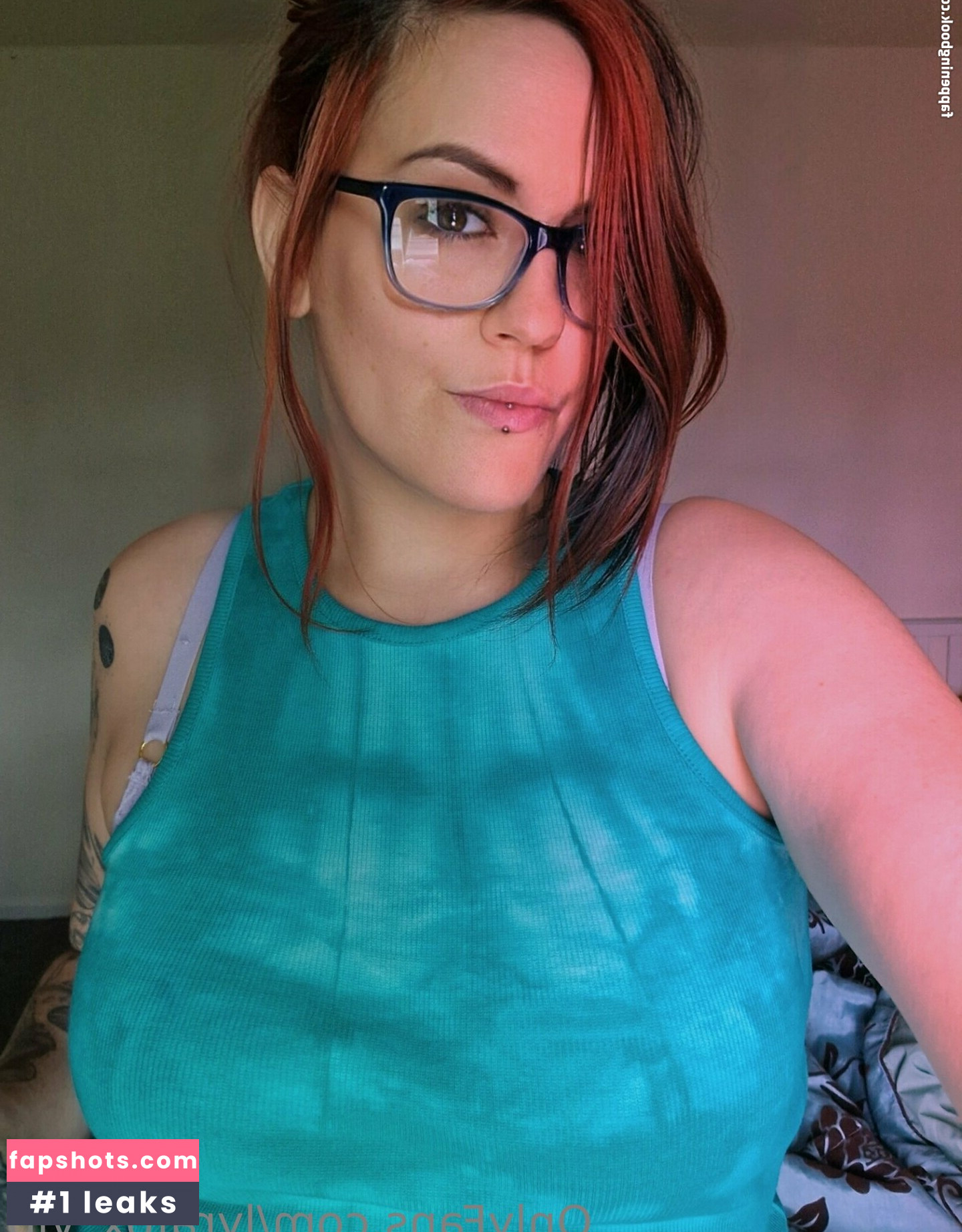 lyrafox_free gallery photo #22