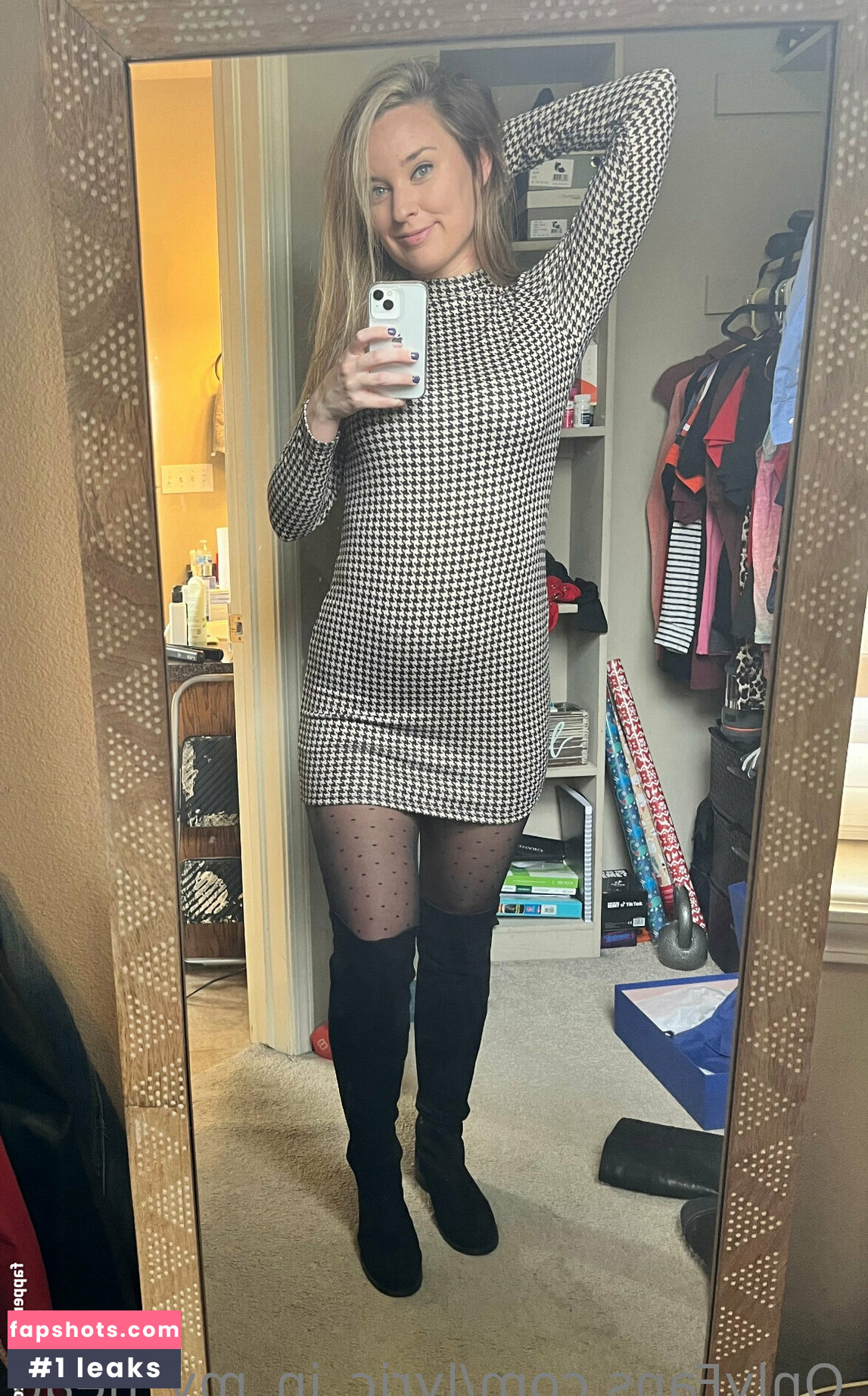 lyric_in_my_head Nude Leaks OnlyFans Photos #27 - LeakJerk