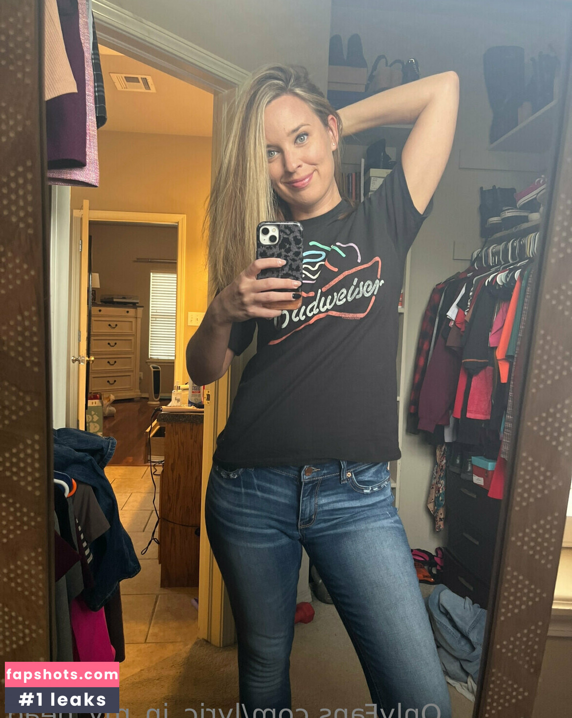 lyric_in_my_head Nude Leaks OnlyFans Photos #40 - LeakJerk