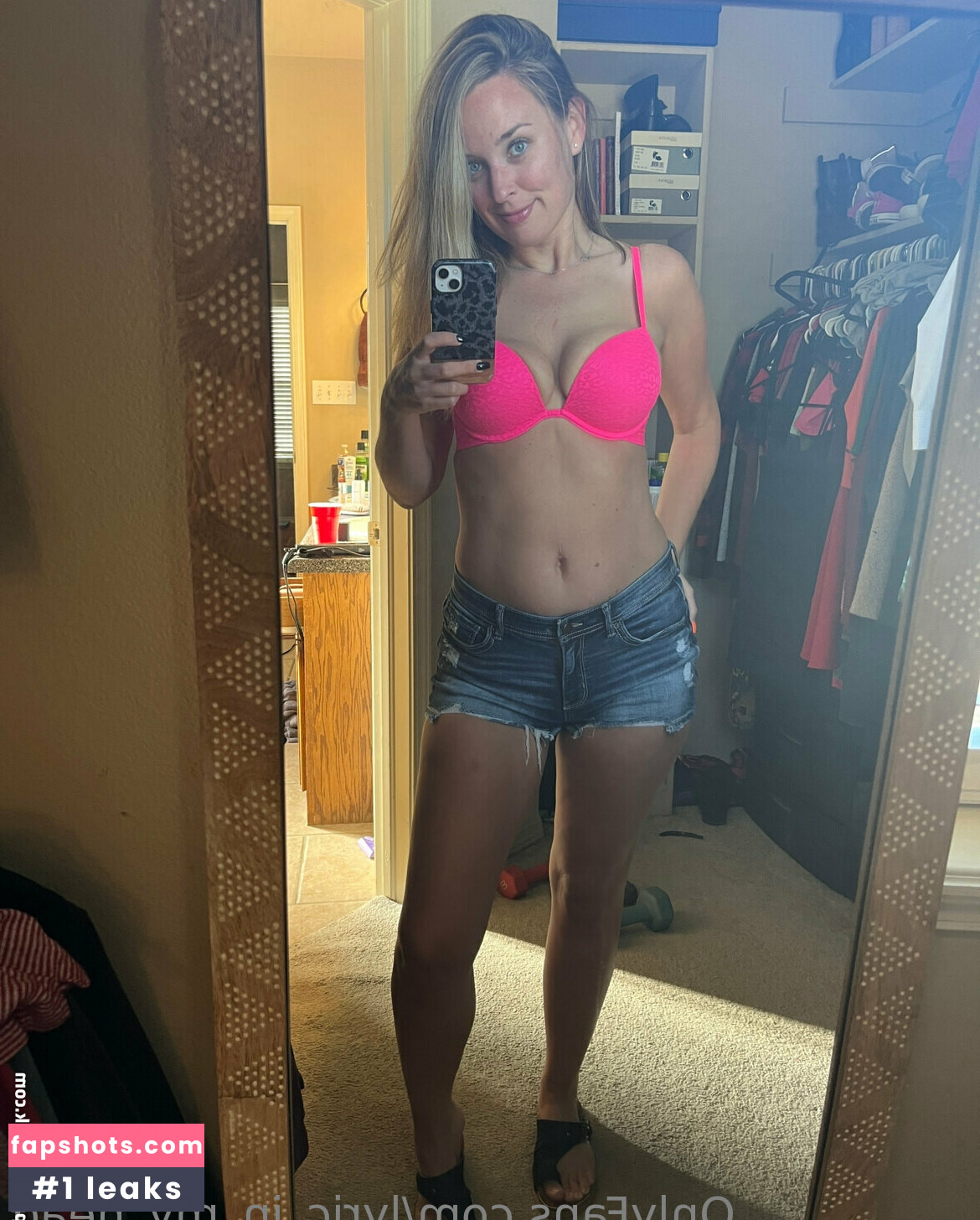 lyric_in_my_head Nude Leaks OnlyFans Photos #5 - LeakJerk