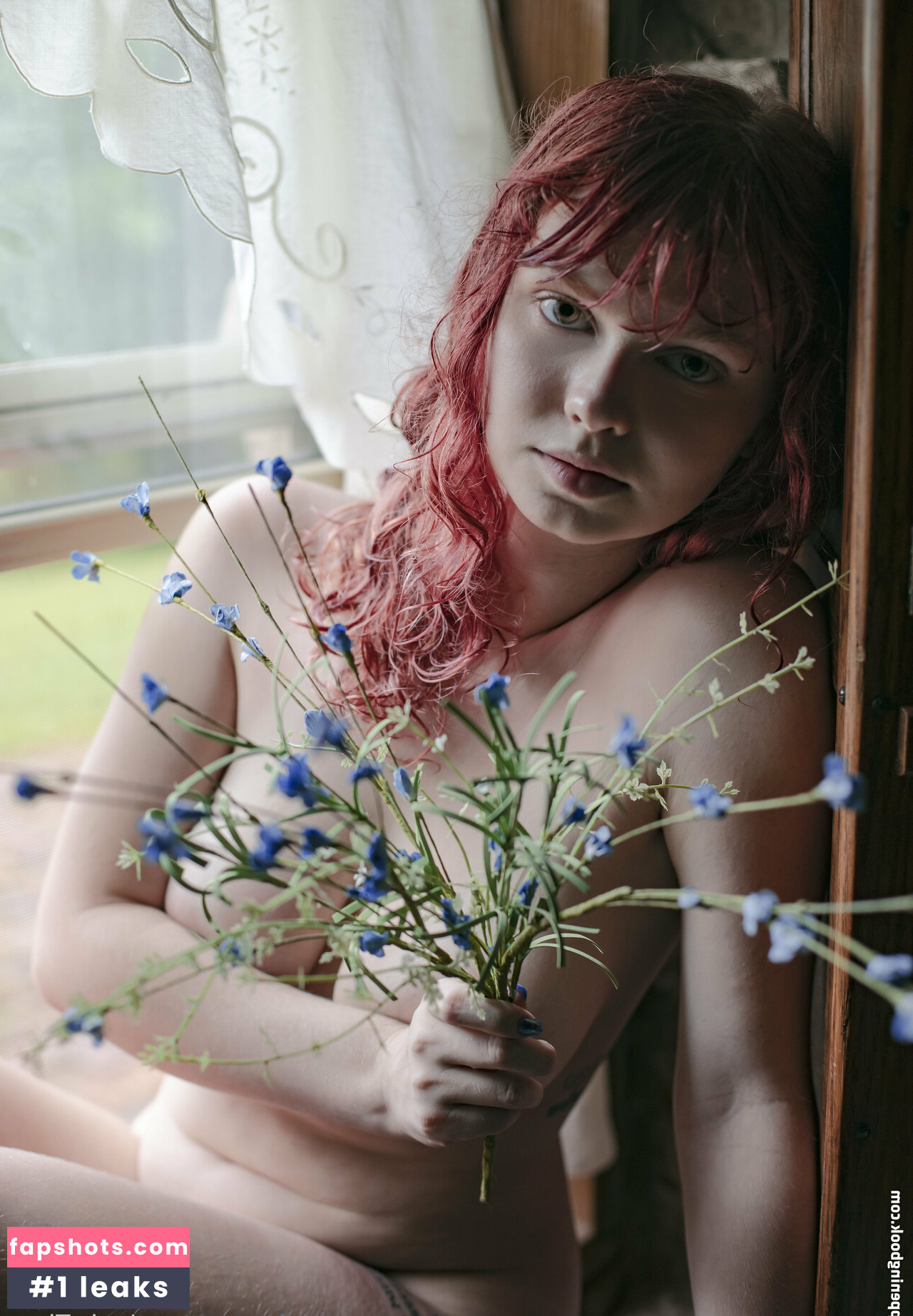 lyrictiana gallery photo #20