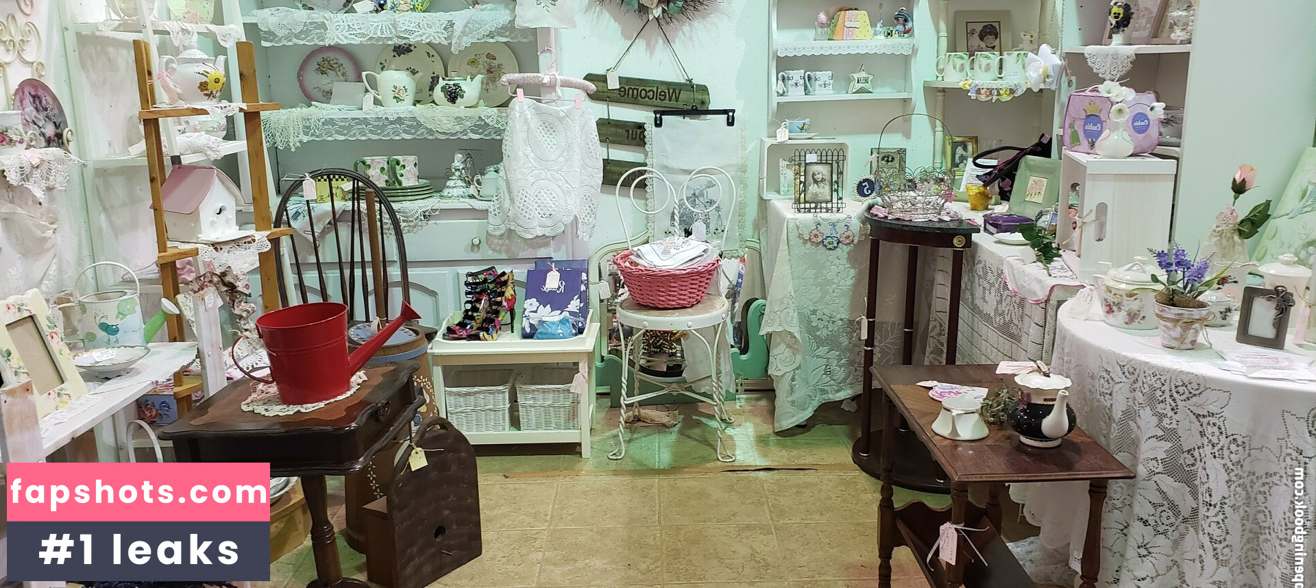 lyrictiana gallery photo #3