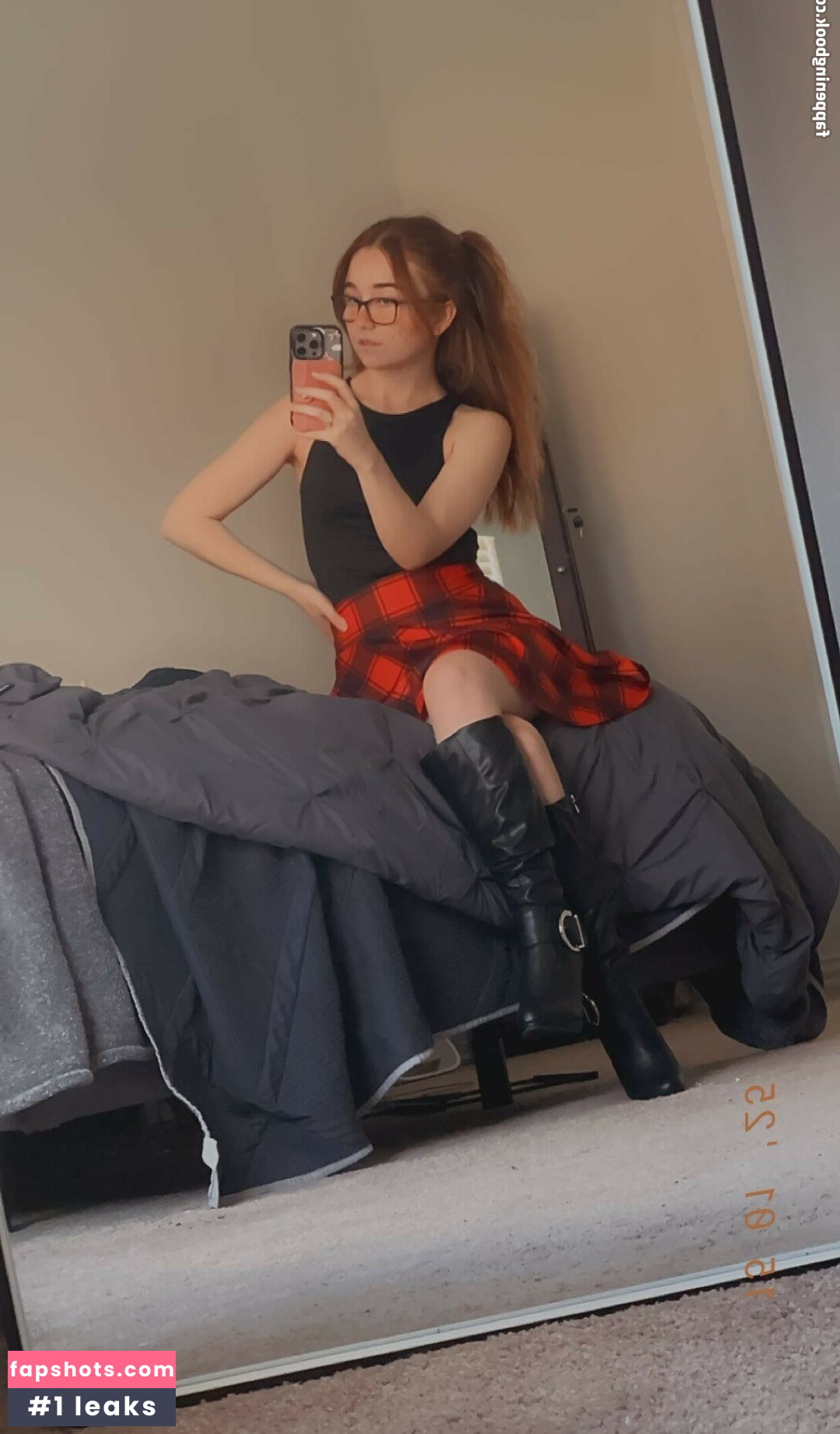 Lyssaurora gallery photo #125