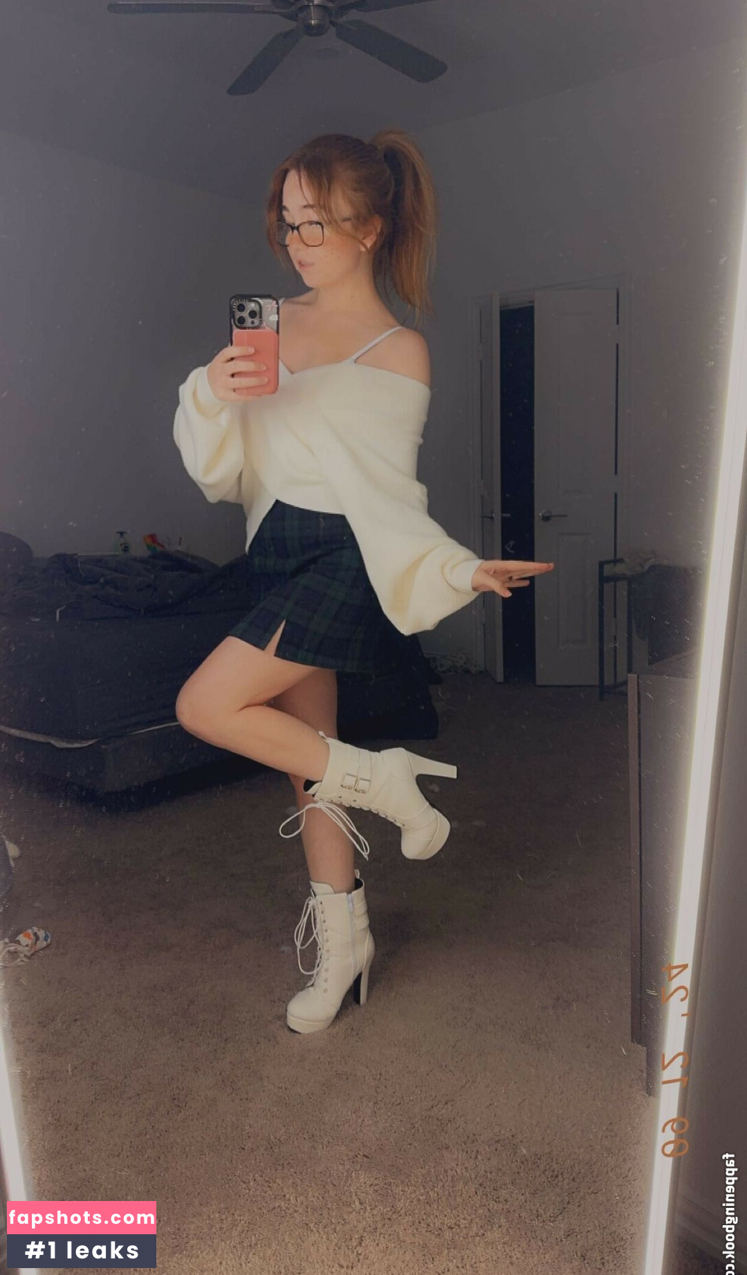 Lyssaurora gallery photo #162