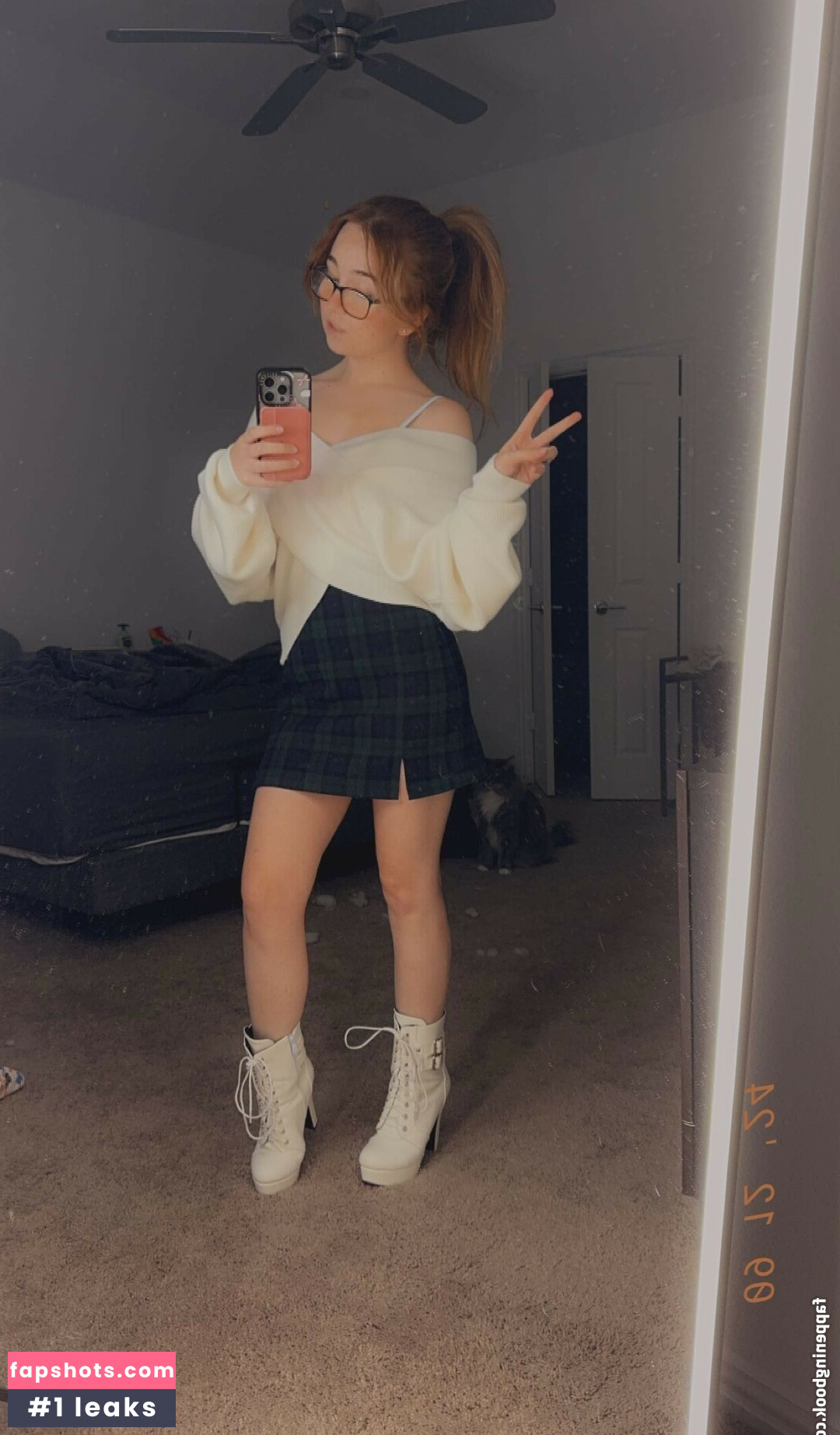 Lyssaurora gallery photo #164