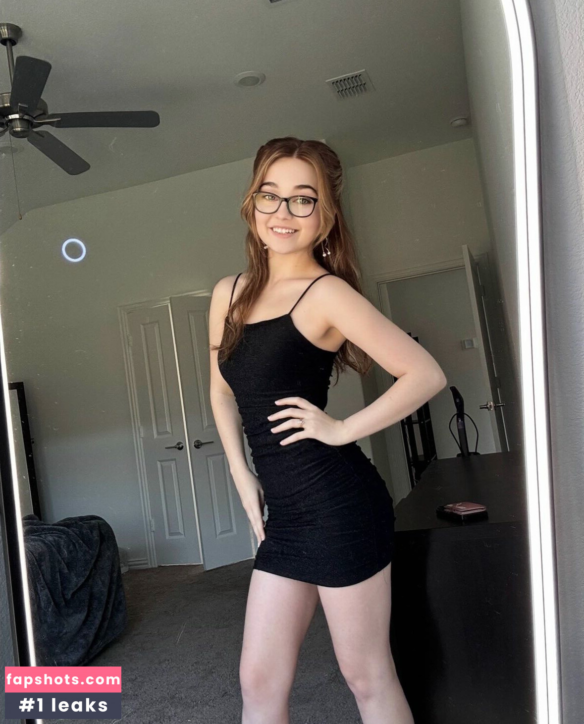 Lyssaurora gallery photo #3