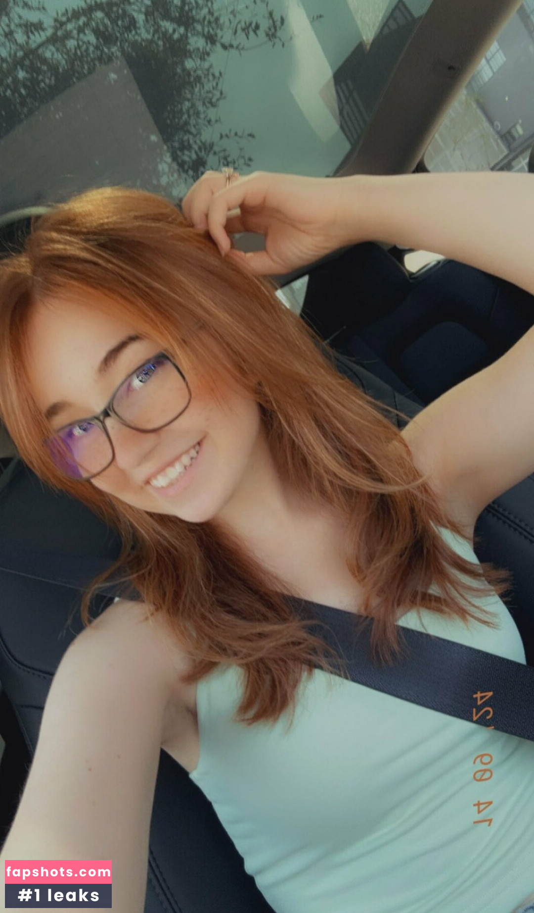 Lyssaurora gallery photo #238