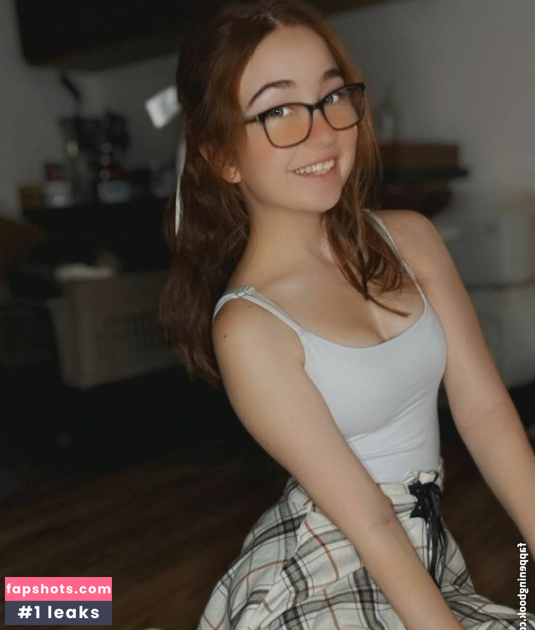 Lyssaurora gallery photo #252