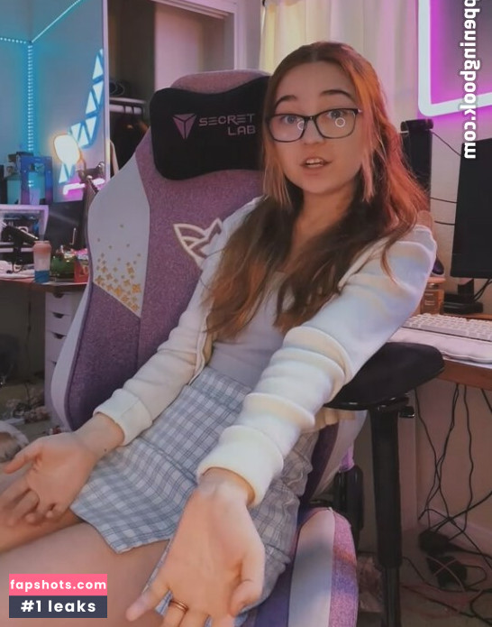 Lyssaurora gallery photo #264