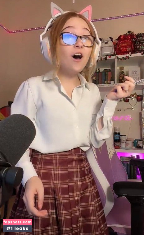 Lyssaurora gallery photo #277