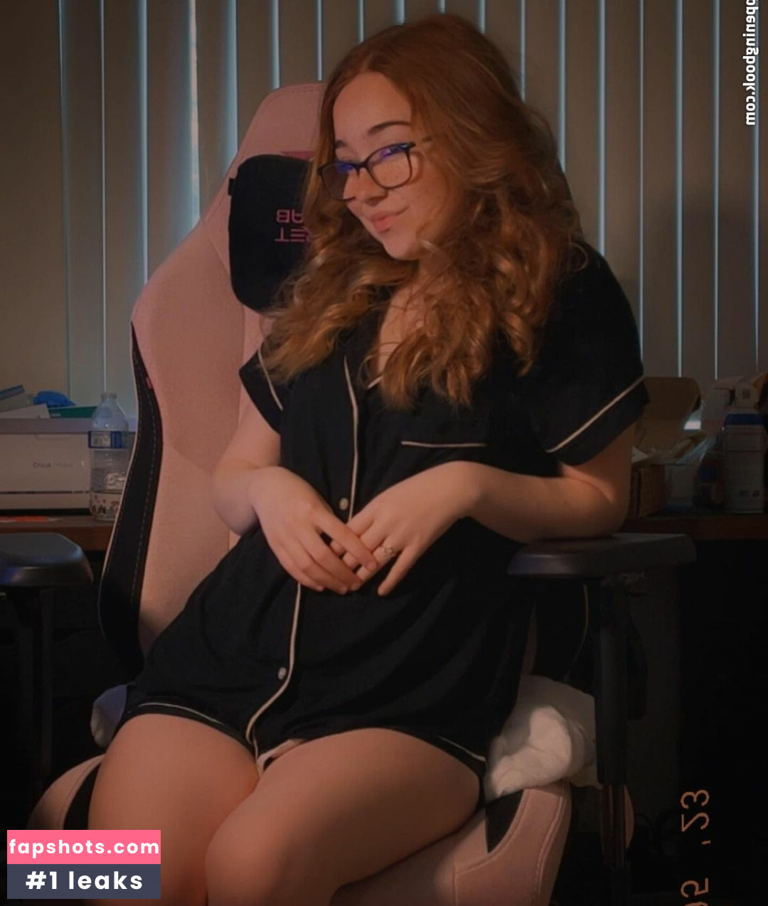 Lyssaurora gallery photo #278