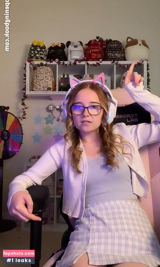 Lyssaurora gallery photo #279