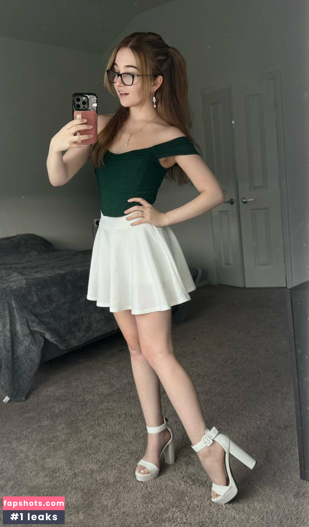 Lyssaurora gallery photo #76