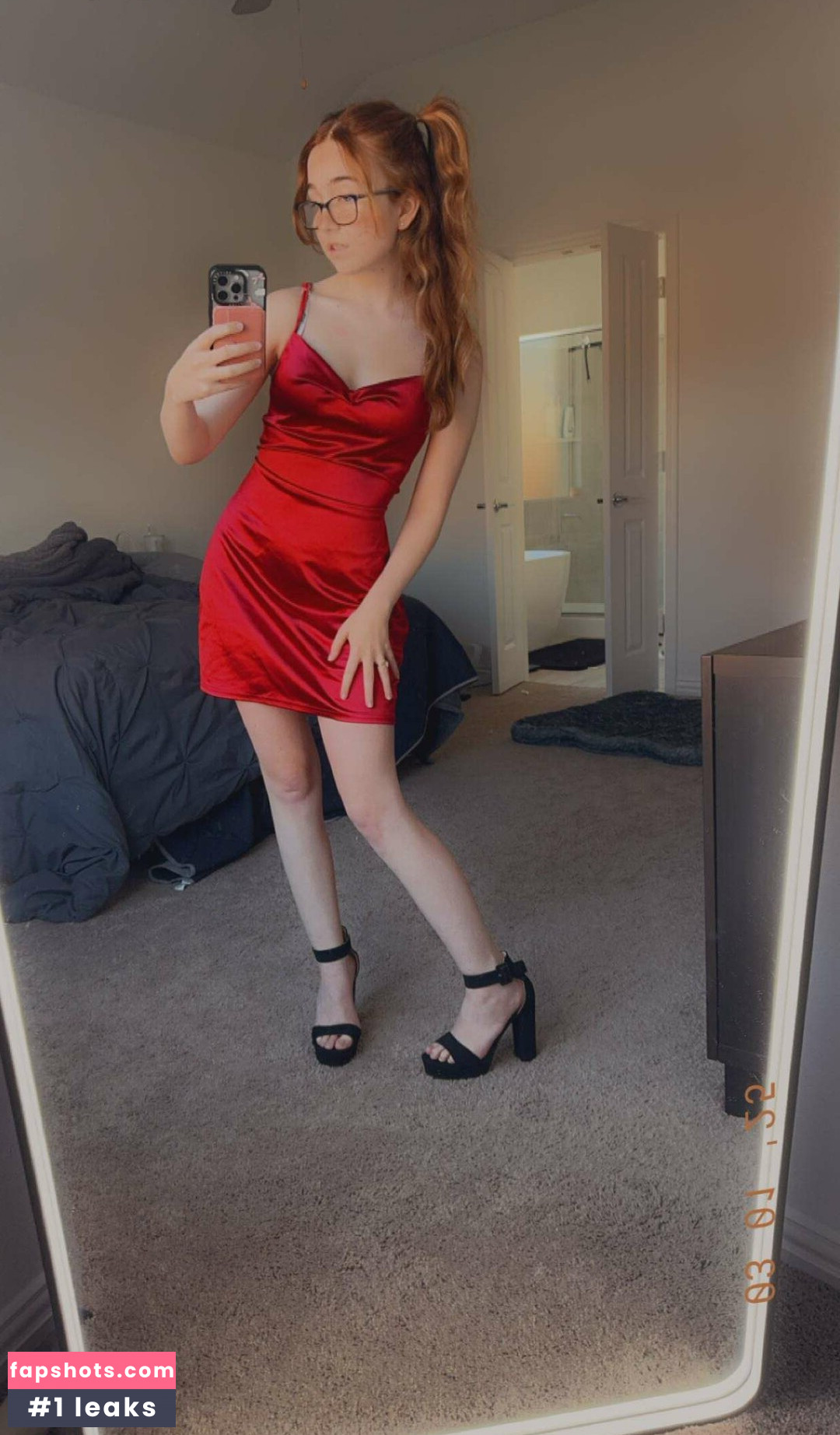 Lyssaurora gallery photo #10