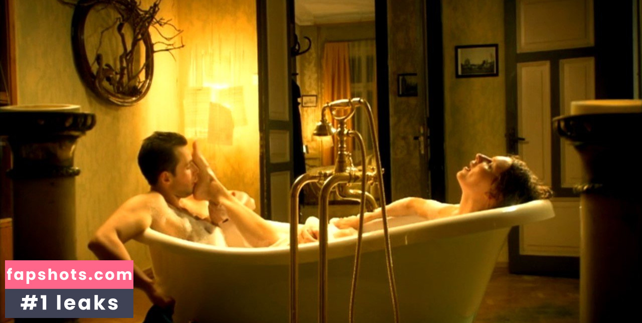 Lyubov Tolkalina gallery photo #5