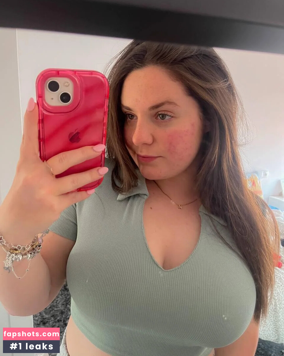 lyydiaa18 gallery photo #2