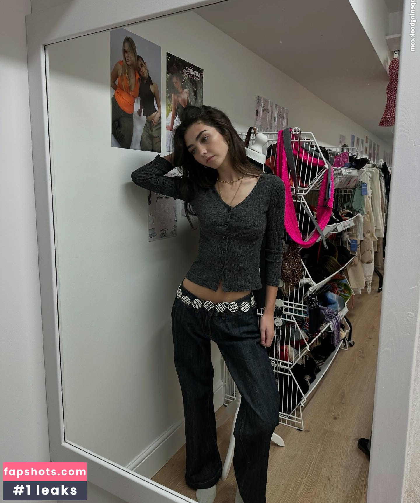 Lyzzahh Nude Leaks OnlyFans Photos #16 - LeakJerk