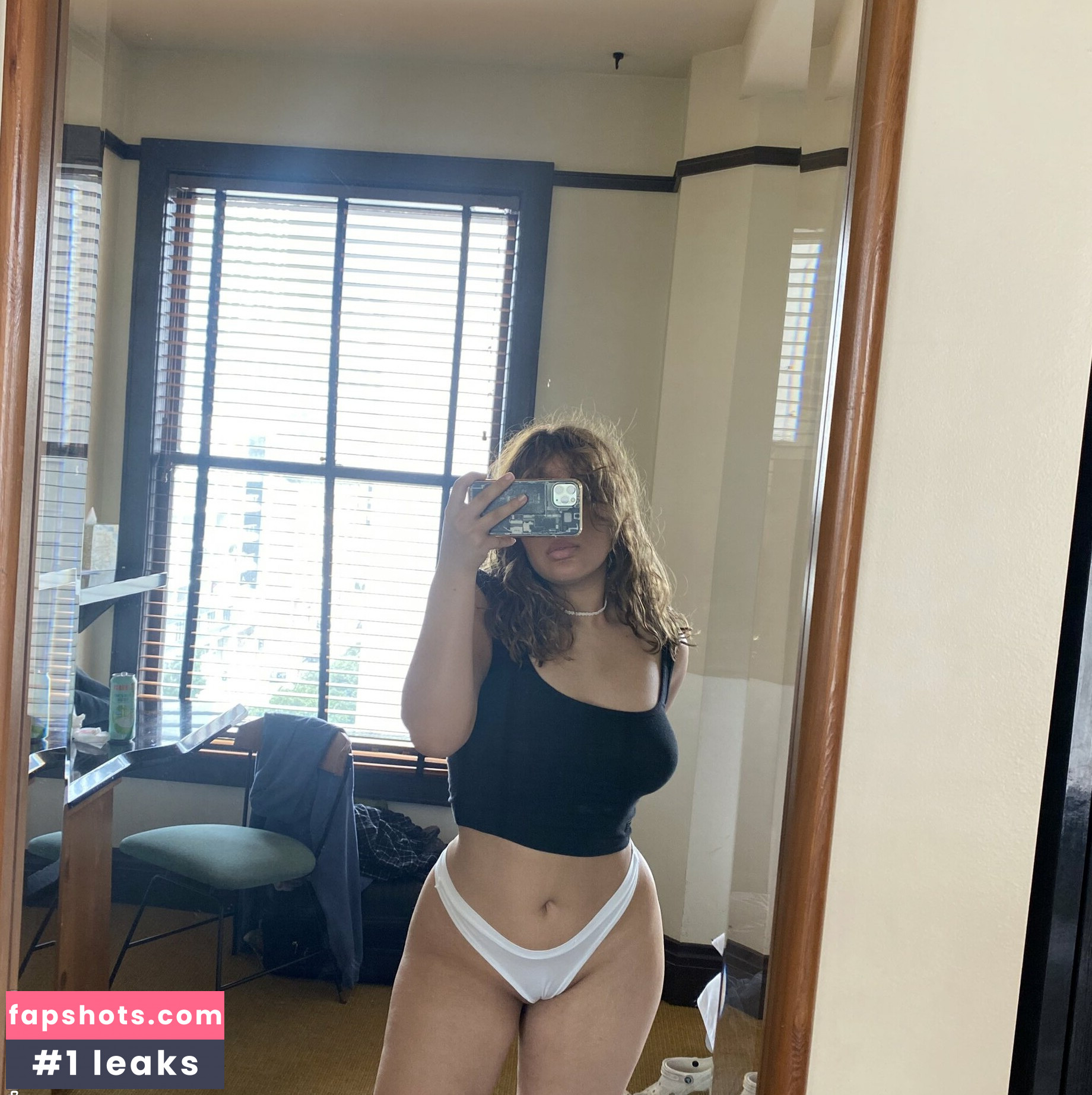 lzzle gallery photo #21