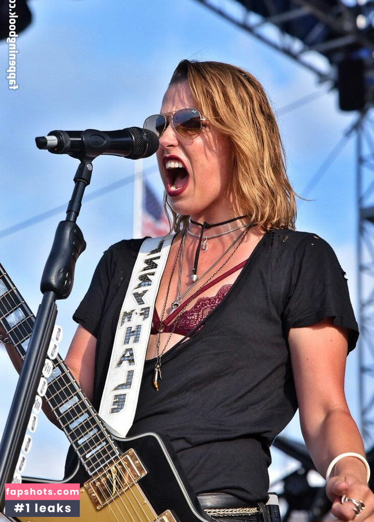 Lzzy Hale