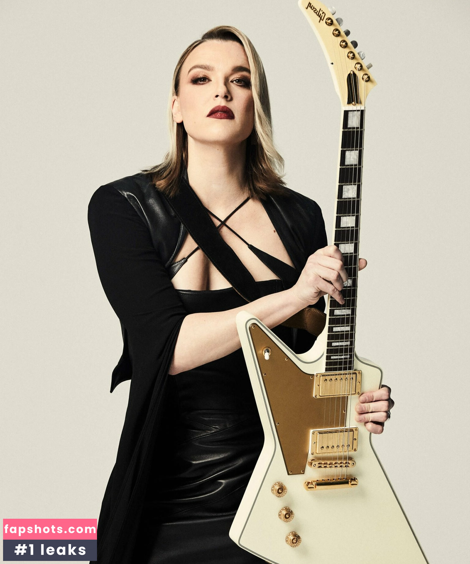 Lzzy Hale gallery photo #20