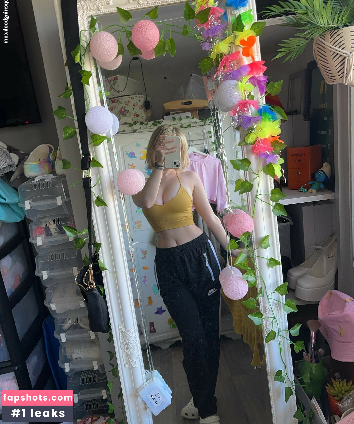 m.ae.3 Nude Leaks OnlyFans Photos #12 - LeakJerk