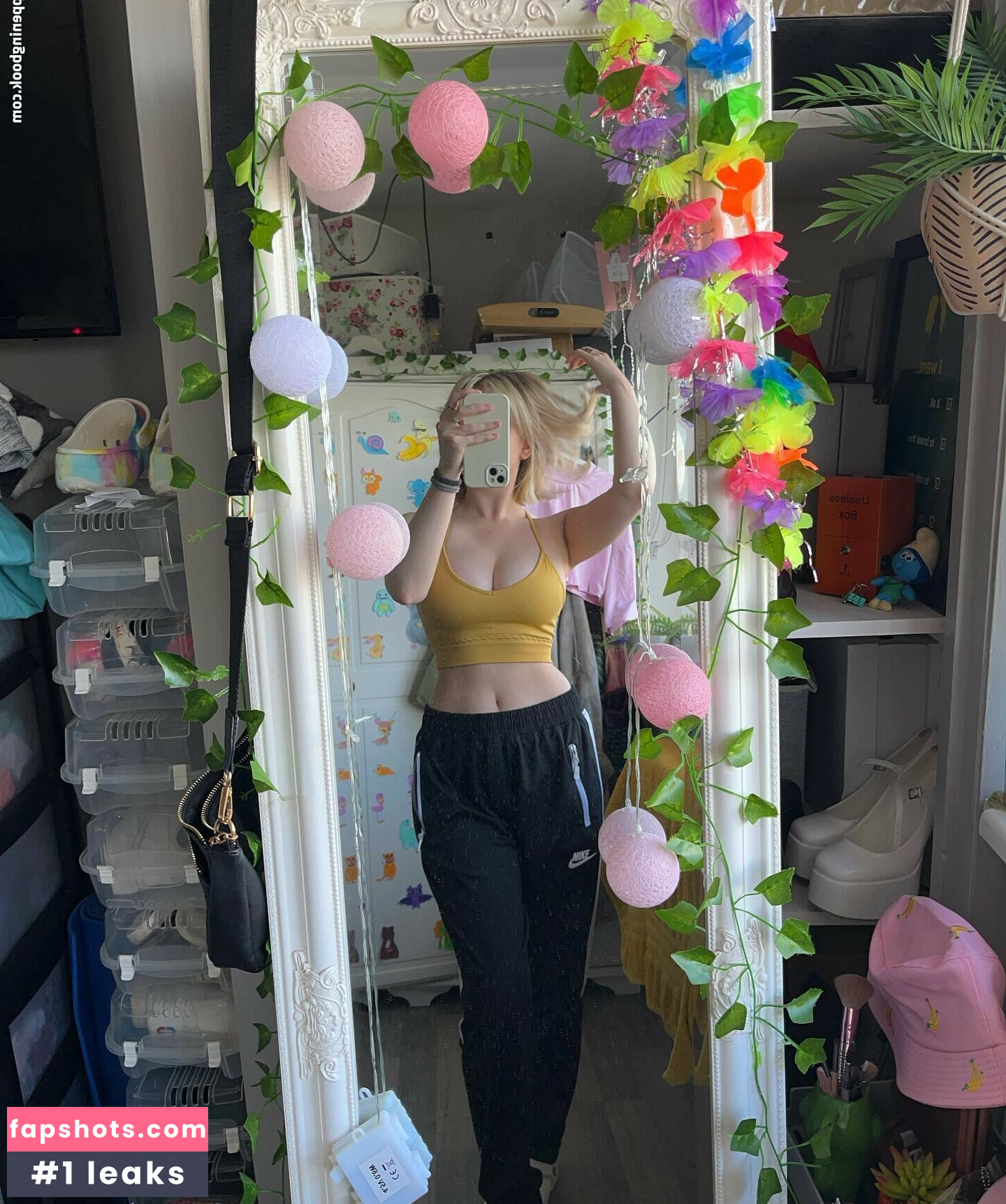 m.ae.3 Nude Leaks OnlyFans Photos #15 - LeakJerk