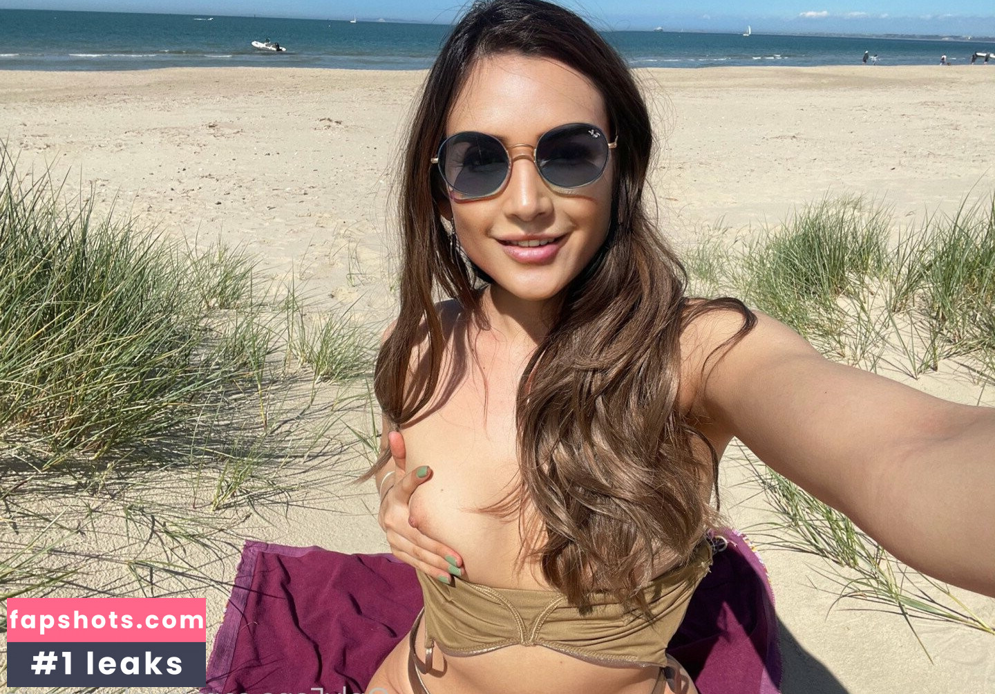 M I A Nahé úniky fotek pouze od fanoušků #50 - Fapshots