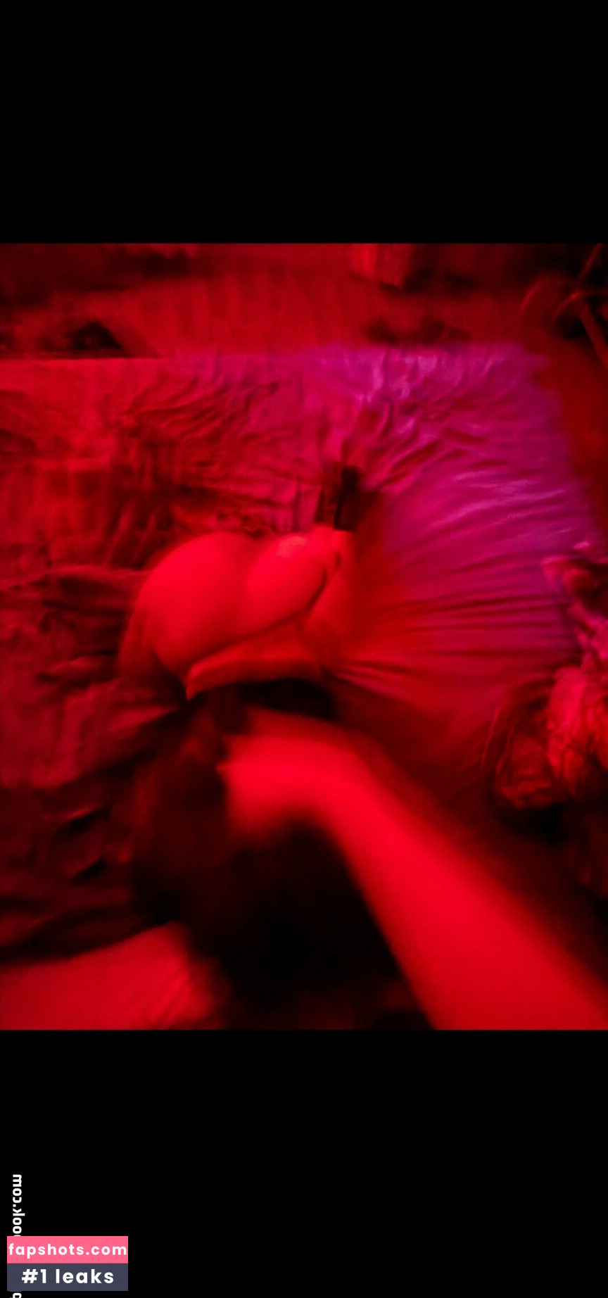 m.uselessbeauty Nude Leaks OnlyFans Photos #6 - LeakJerk