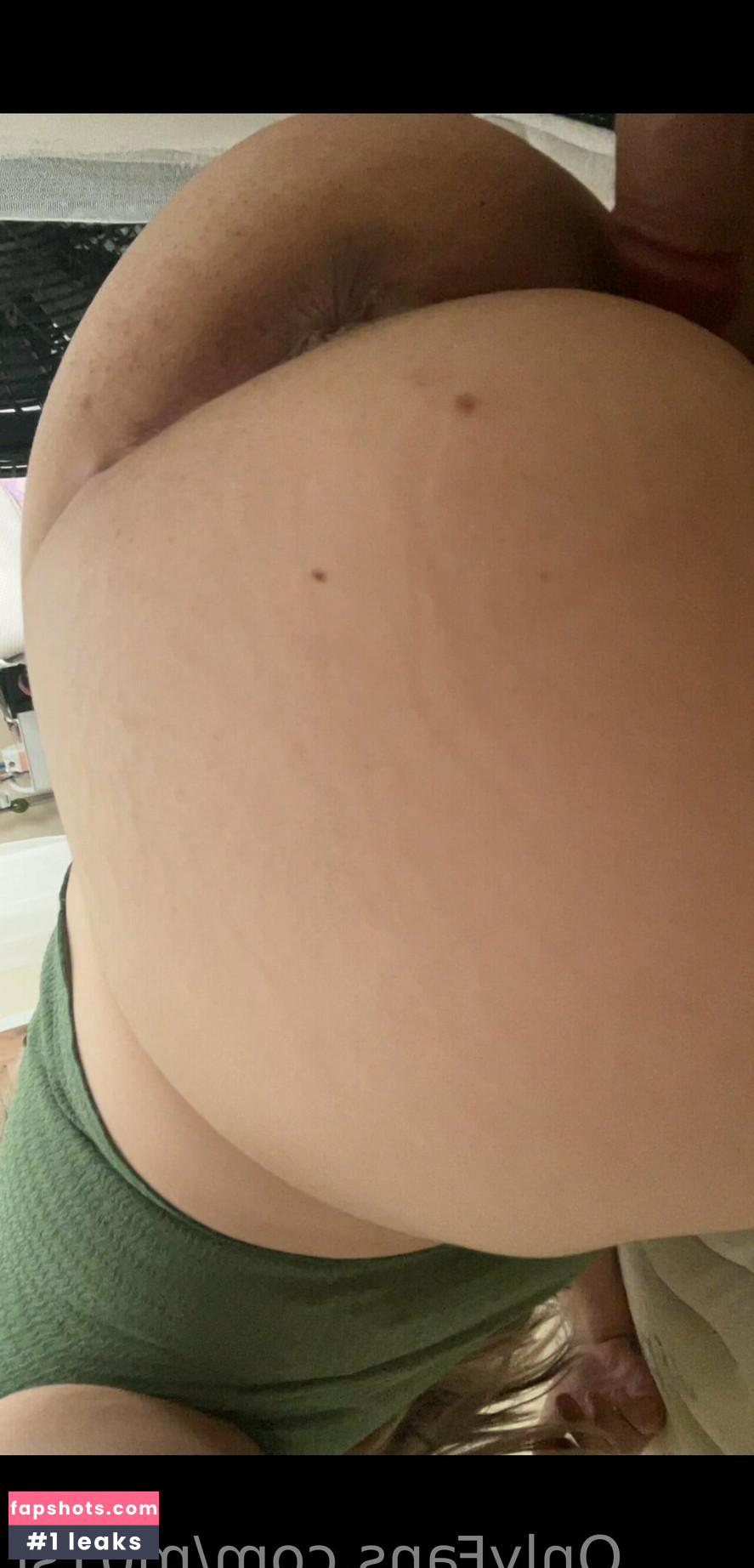 m01st gallery photo #2