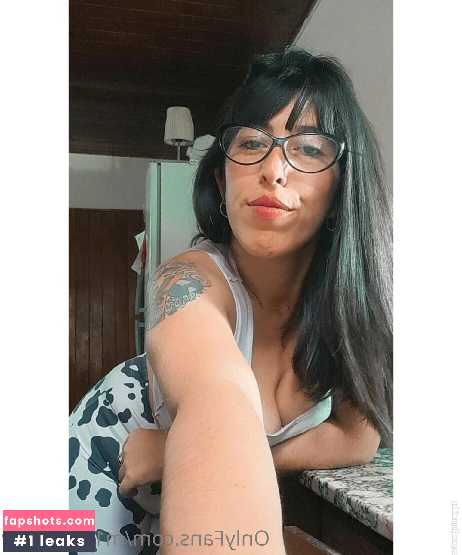 m11lfmandy gallery photo #2