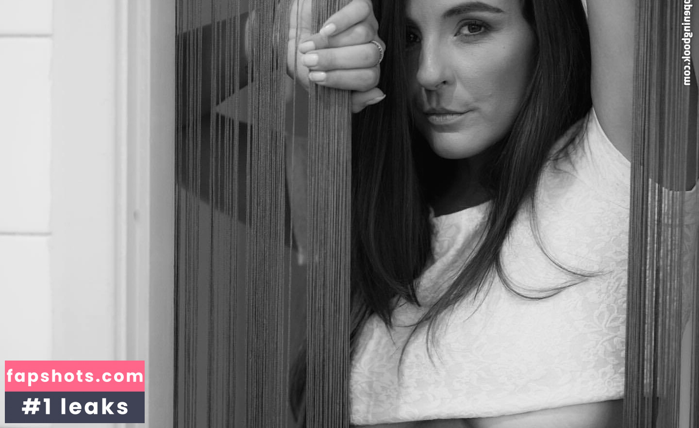 Márcia Magalhães gallery photo #18