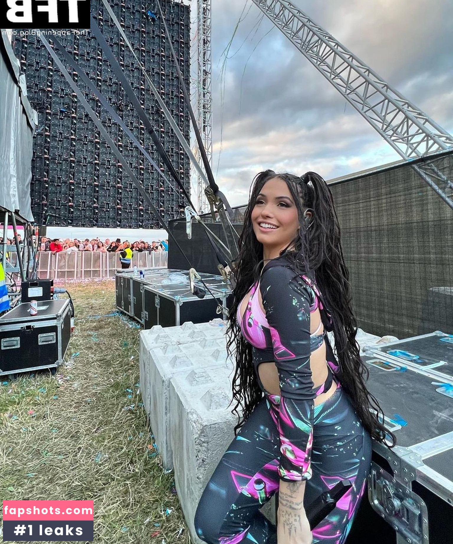 Mabel Nude Leaks OnlyFans Photos #2 - LeakJerk