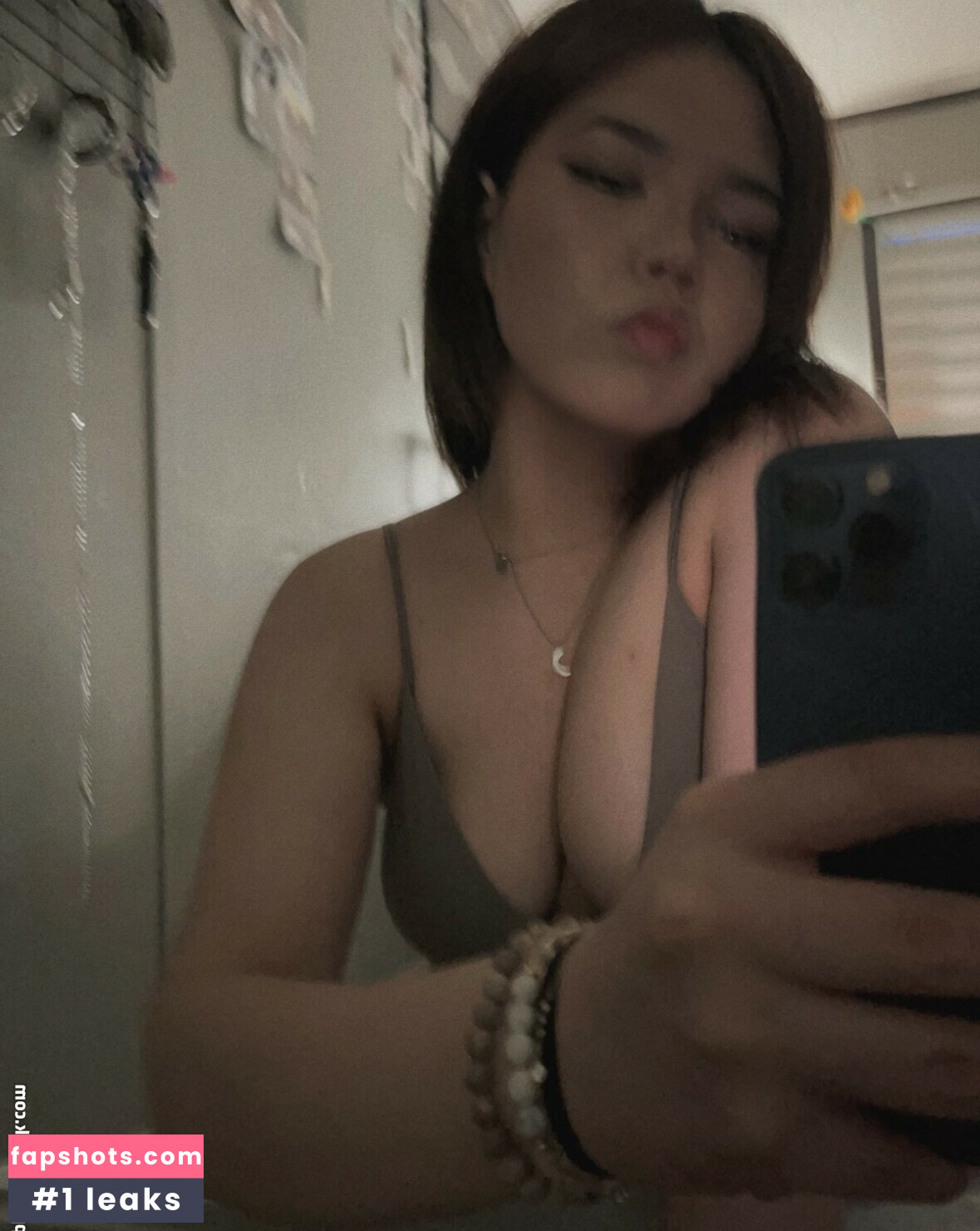 macadeiiic nude babe gallery