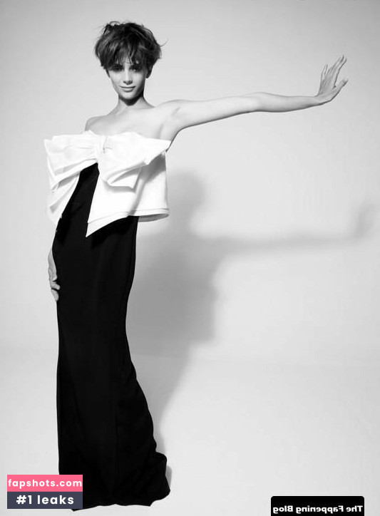 Macarena Gómez Nude Leaks OnlyFans Photos #6 - LeakJerk