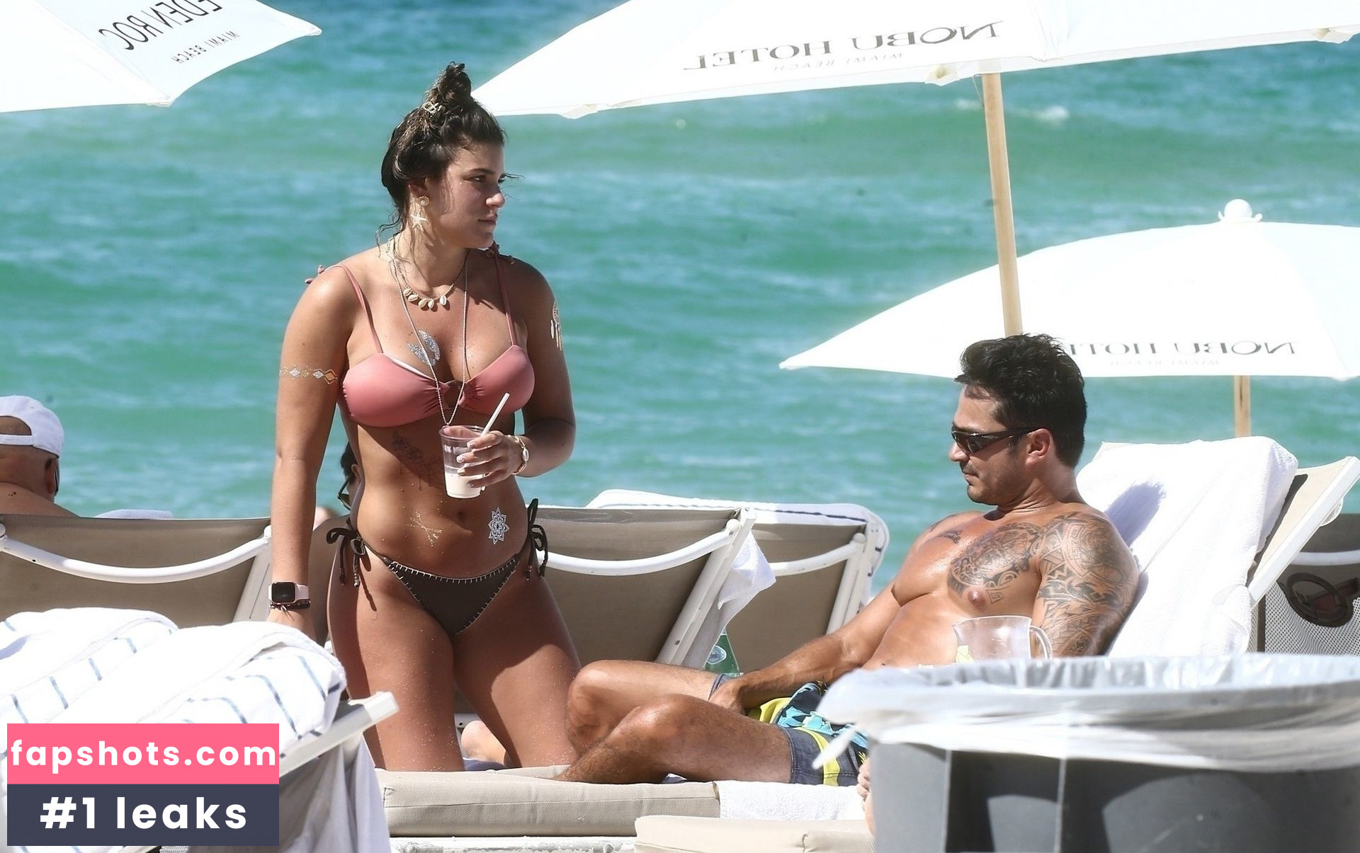 Macarena Velez Montoya gallery photo #6