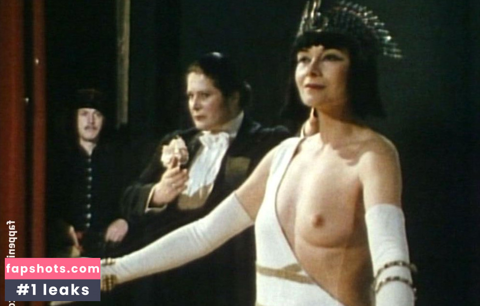 Macha Méril gallery photo #14