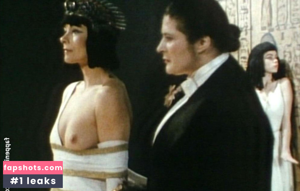 Macha Méril gallery photo #16