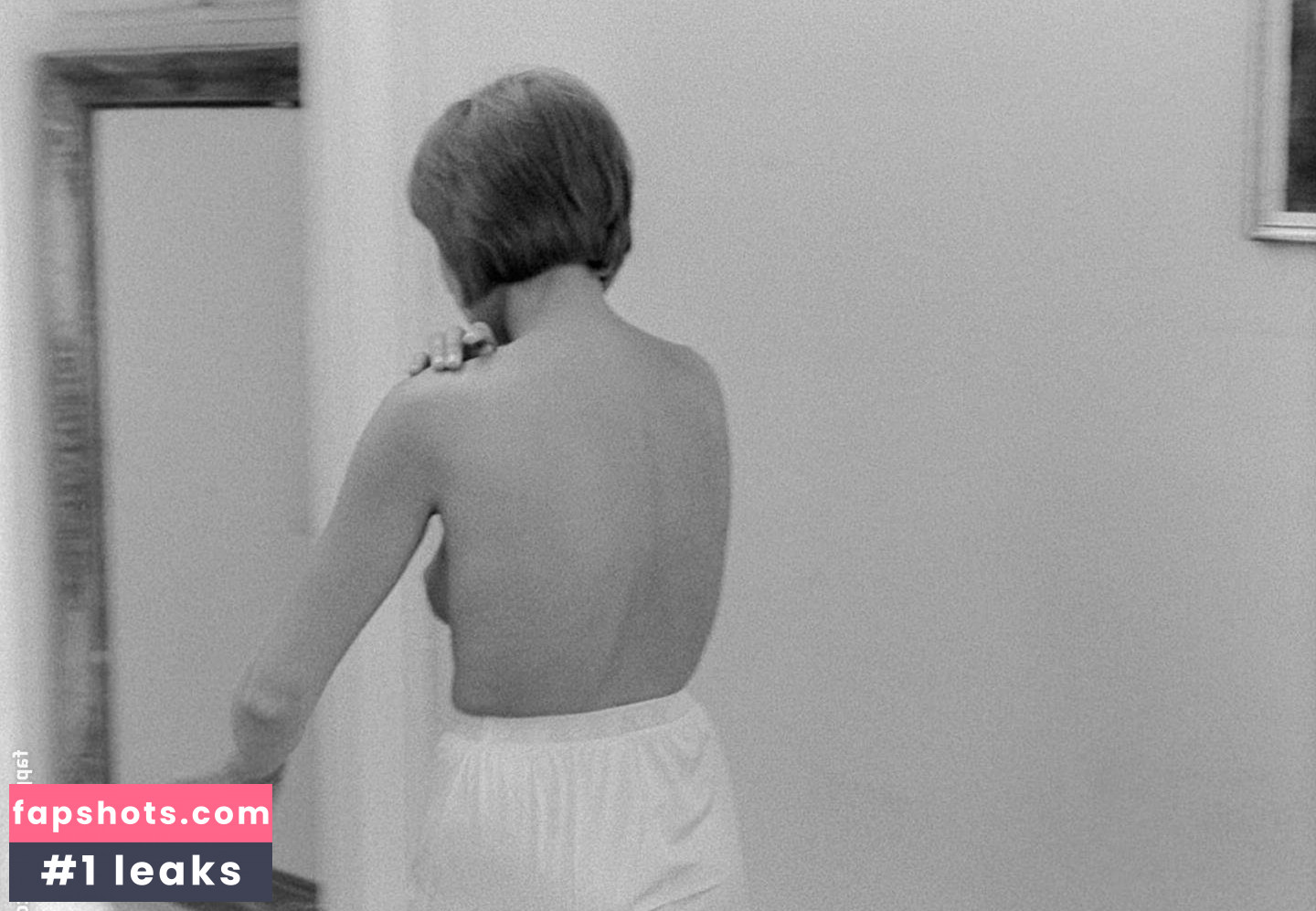 Macha Méril gallery photo #24