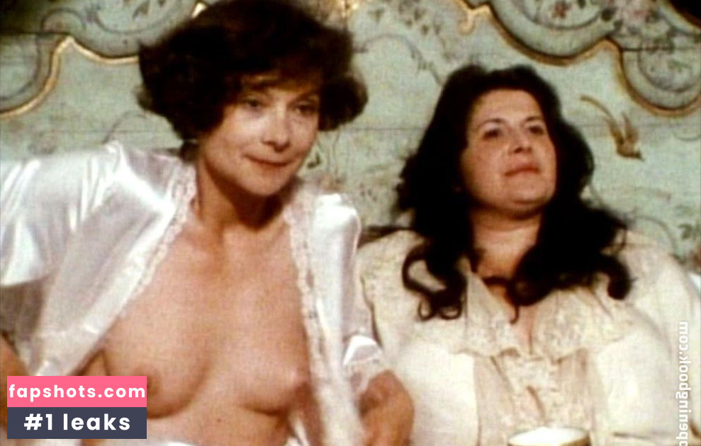 Macha Méril gallery photo #7