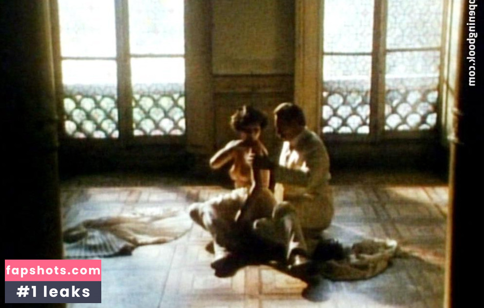 Macha Méril gallery photo #9