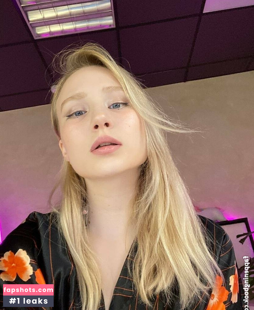 macjulia gallery photo #4