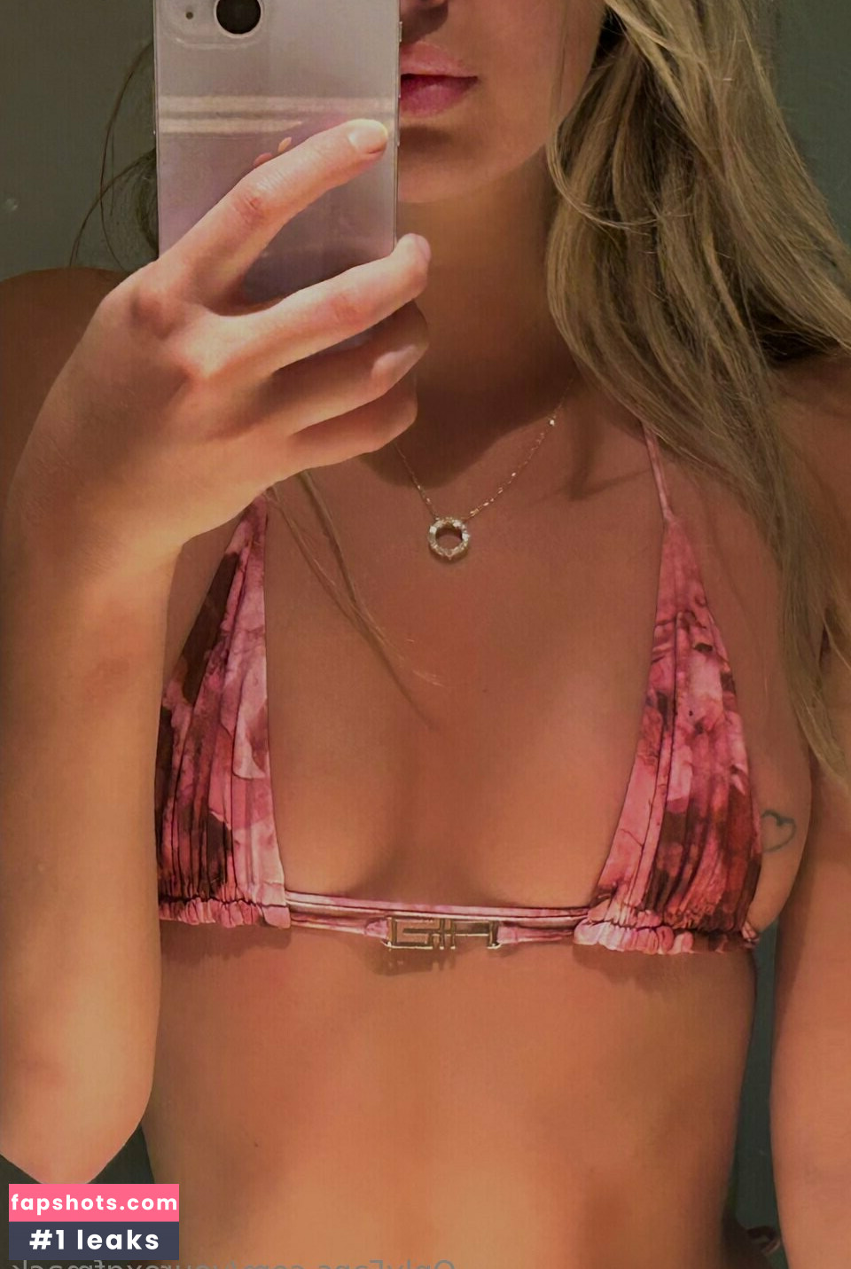 Mackenzie Carson gallery photo #15