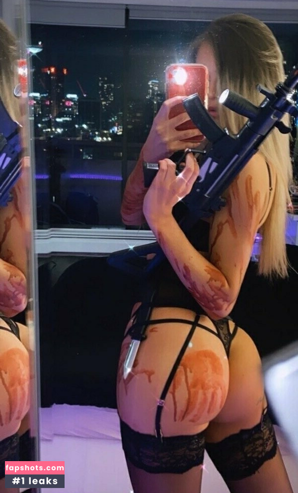 Mackenzie Carson gallery photo #4