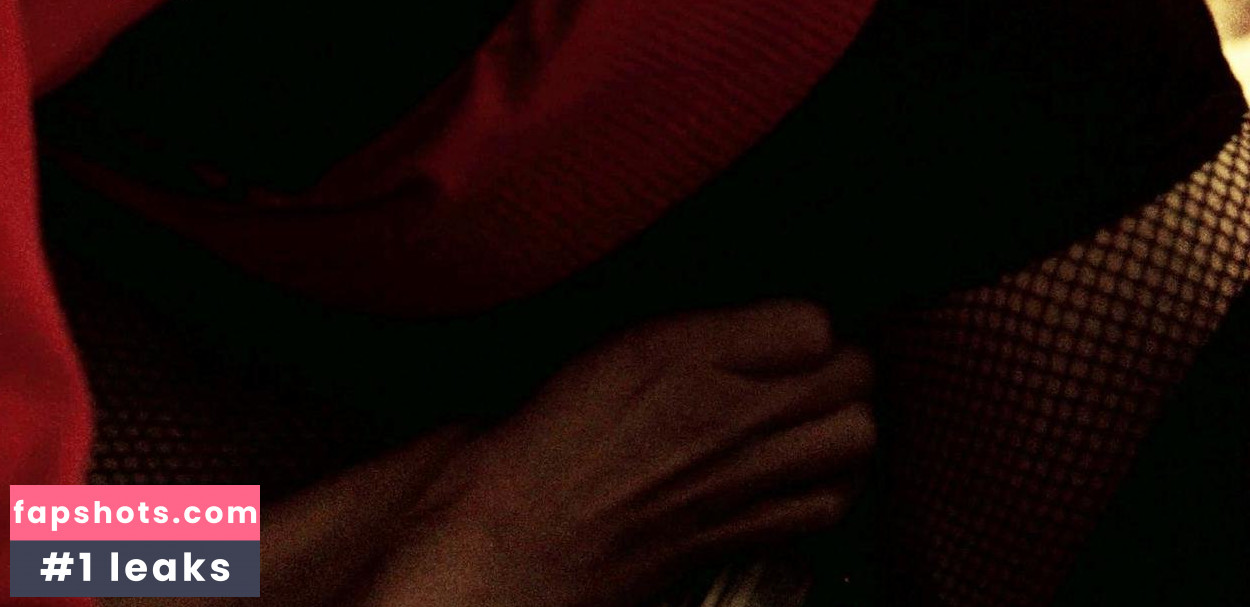 Mackenzie Firgens nude babe gallery