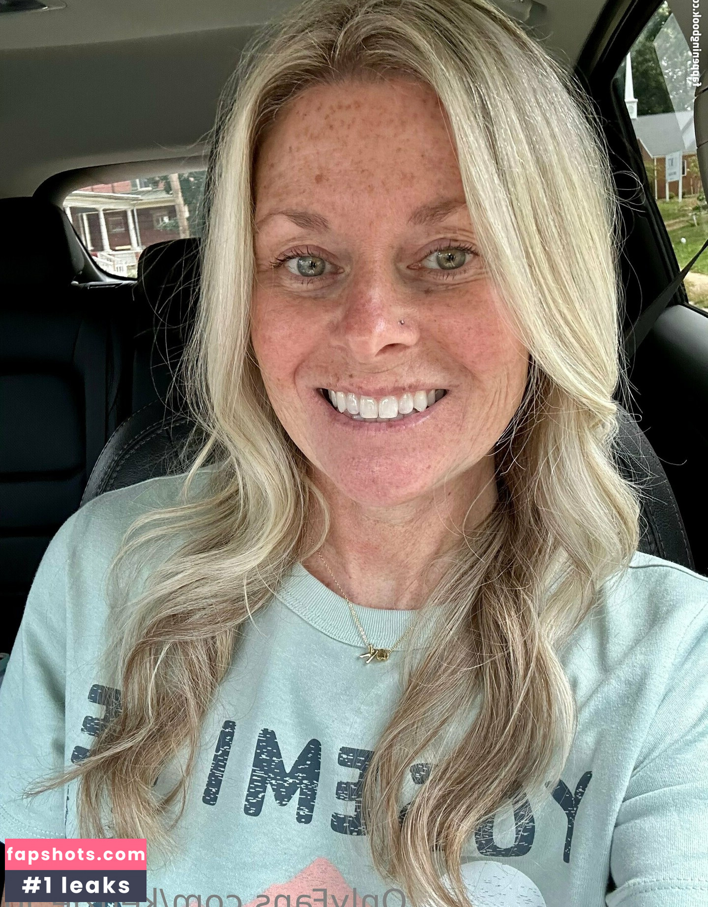 Mackenzie J gallery photo #34