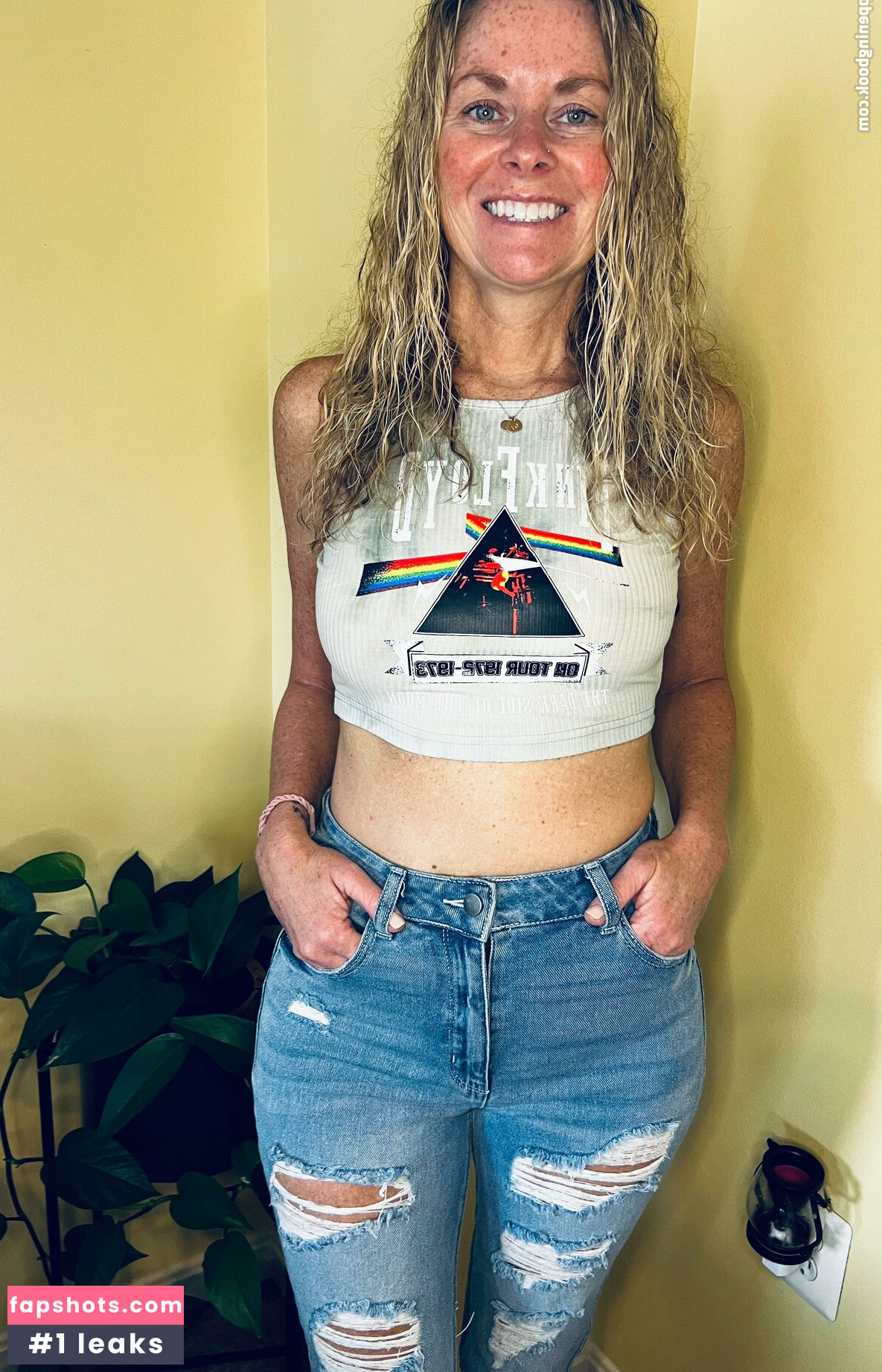 Mackenzie J gallery photo #47