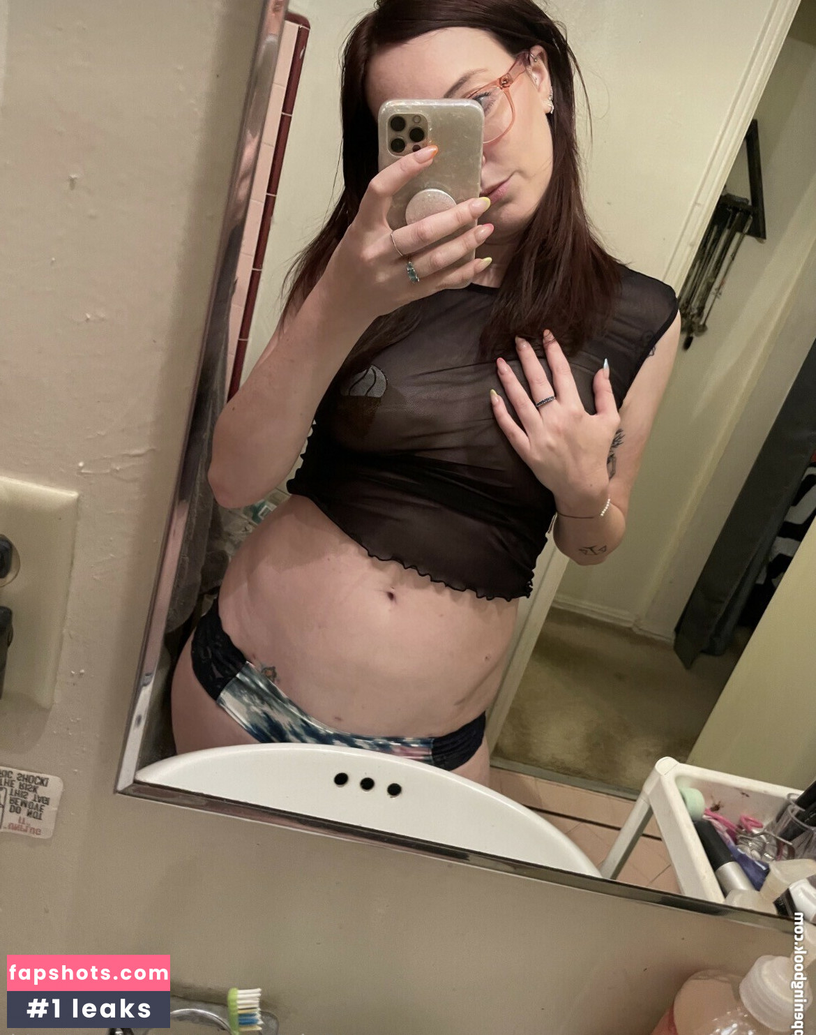 Mackenzie Stith gallery photo #16