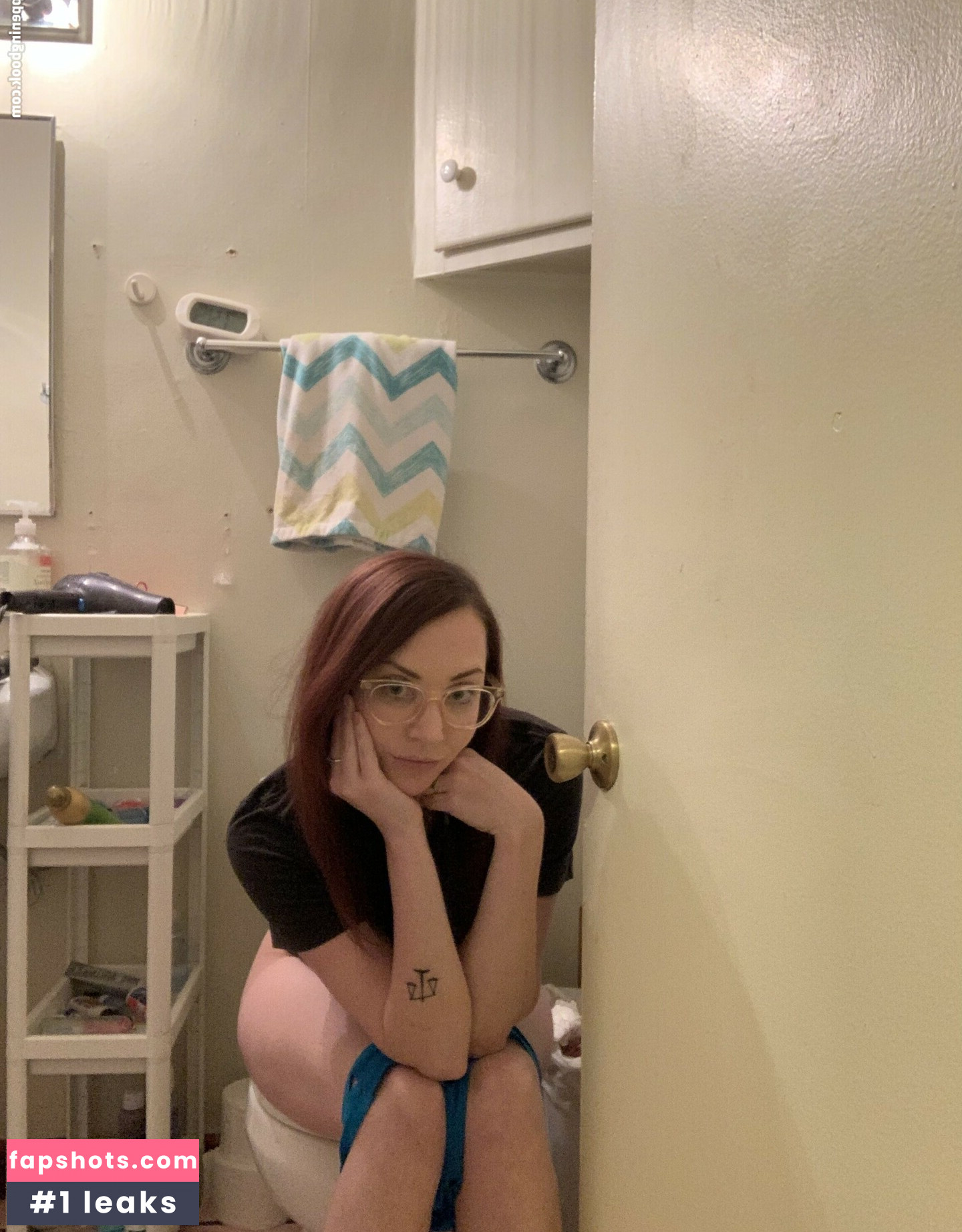 Mackenzie Stith gallery photo #25